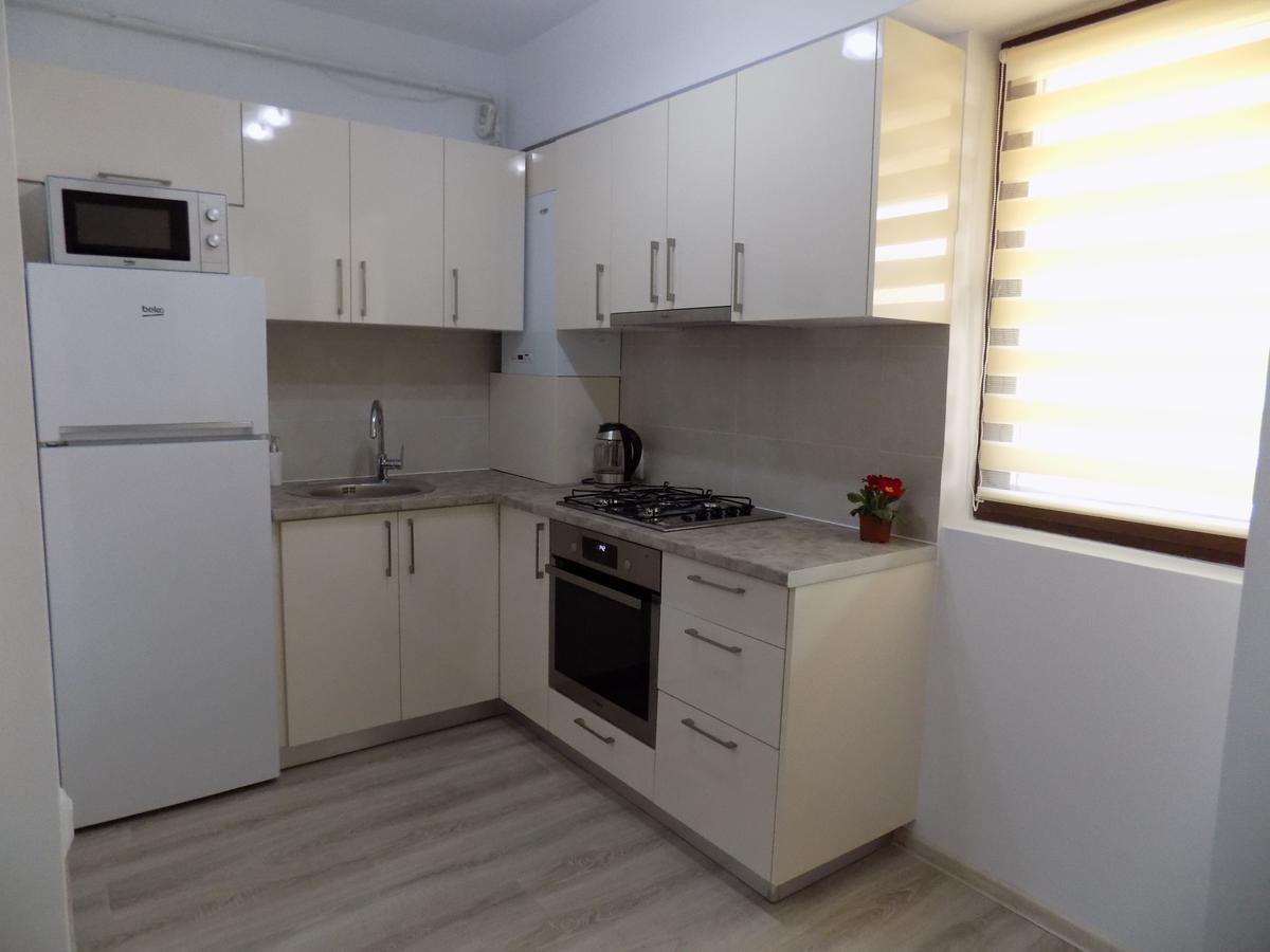 Rivera Apartments-Palasmall ยาช ภายนอก รูปภาพ